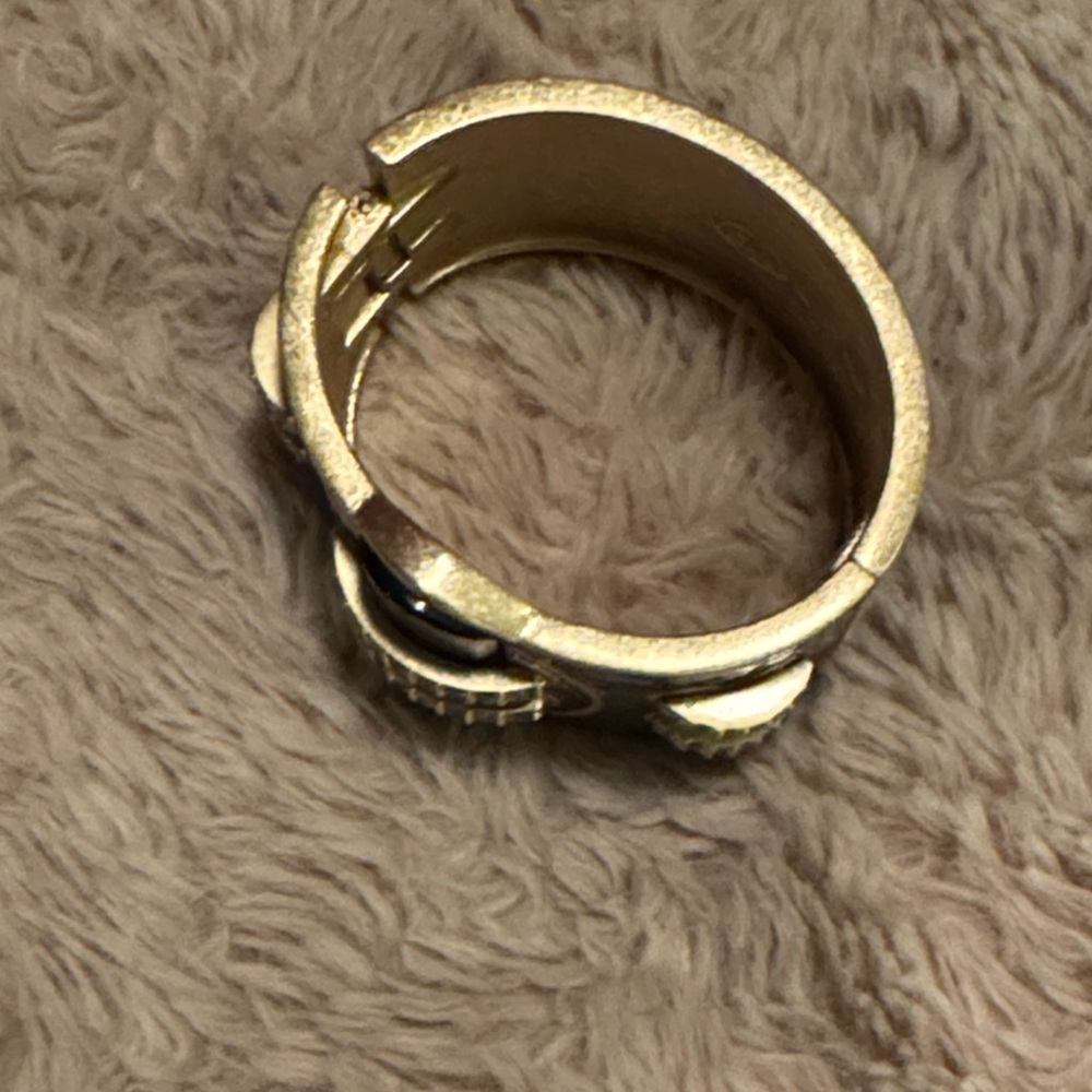 Lia Sophia Gold and Olive Bracelet - Picture 3 of 4